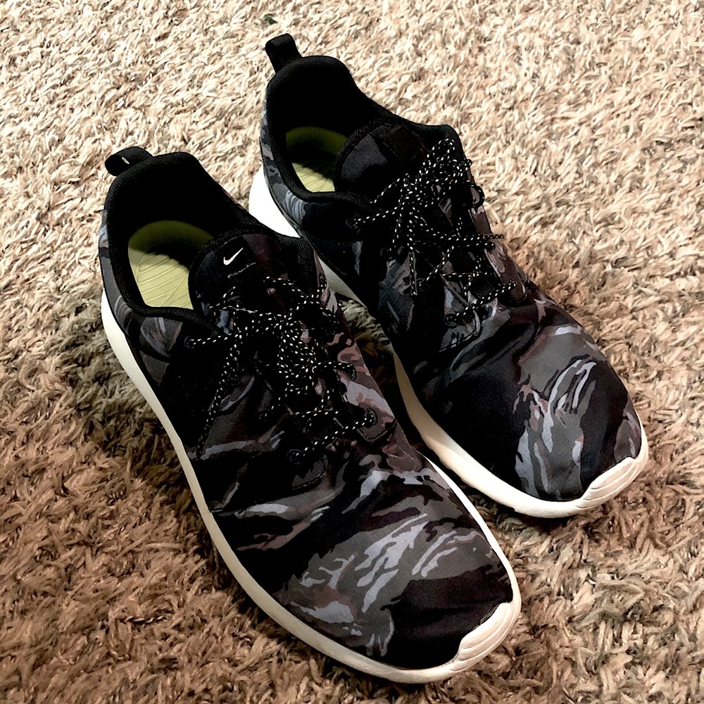 Nike Roshe Run GPX Black Tiger Camo